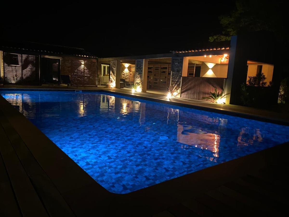 Magnifique Villa Avec Piscine Au Coeur Des Vignes Cogolin Exterior photo