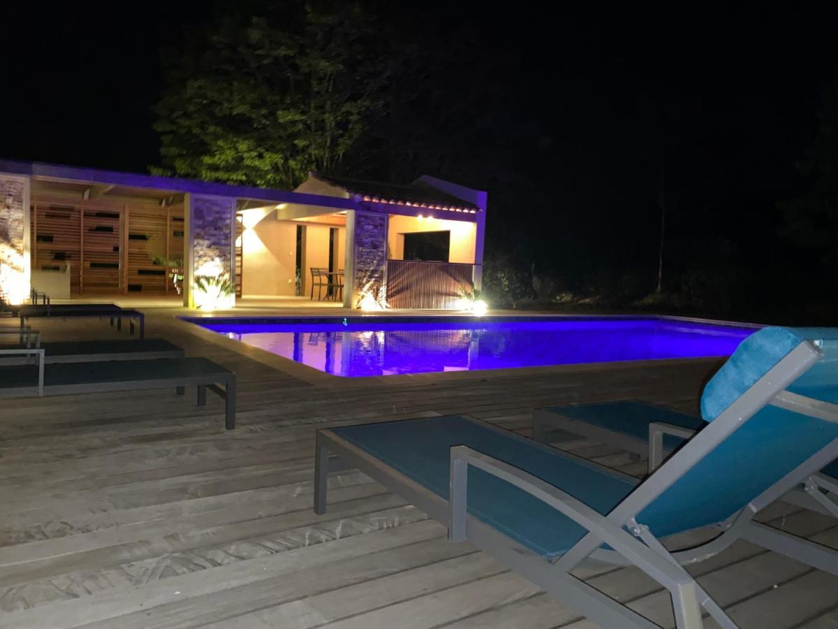 Magnifique Villa Avec Piscine Au Coeur Des Vignes Cogolin Exterior photo